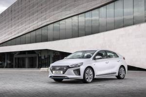 2017 Hyundai IONIQ plug-in hybrid